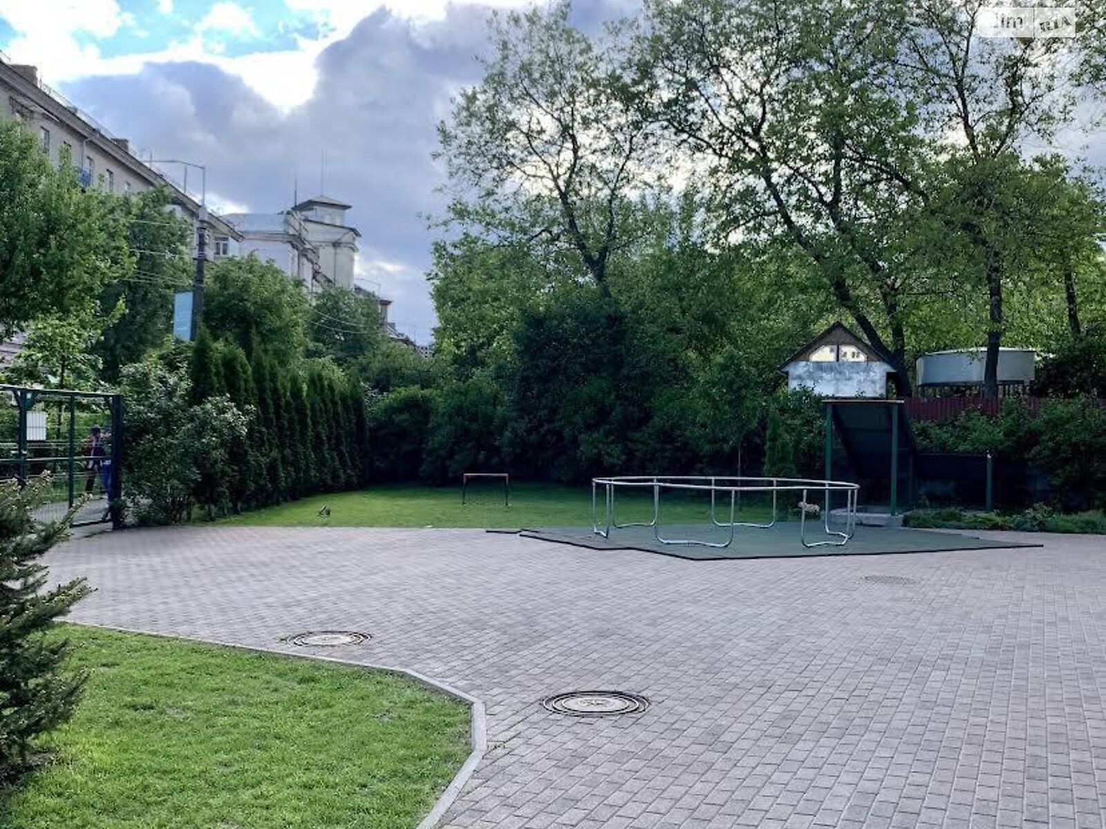 Продаж двокімнатної квартири в Києві, на вул. Нагірна 15, район Татарка фото 1 Продаж двокімнатної квартири в Києві, на вул. Нагірна 15, район Татарка фото 1