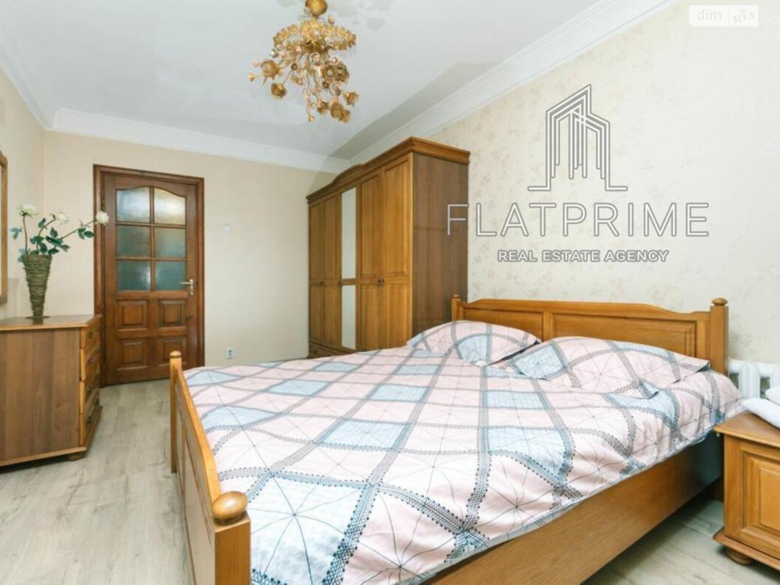 Продажа двухкомнатной квартиры в Киеве, на ул. Половецкая 7/13, район Татарка фото 1 Продажа двухкомнатной квартиры в Киеве, на ул. Половецкая 7/13, район Татарка фото 1