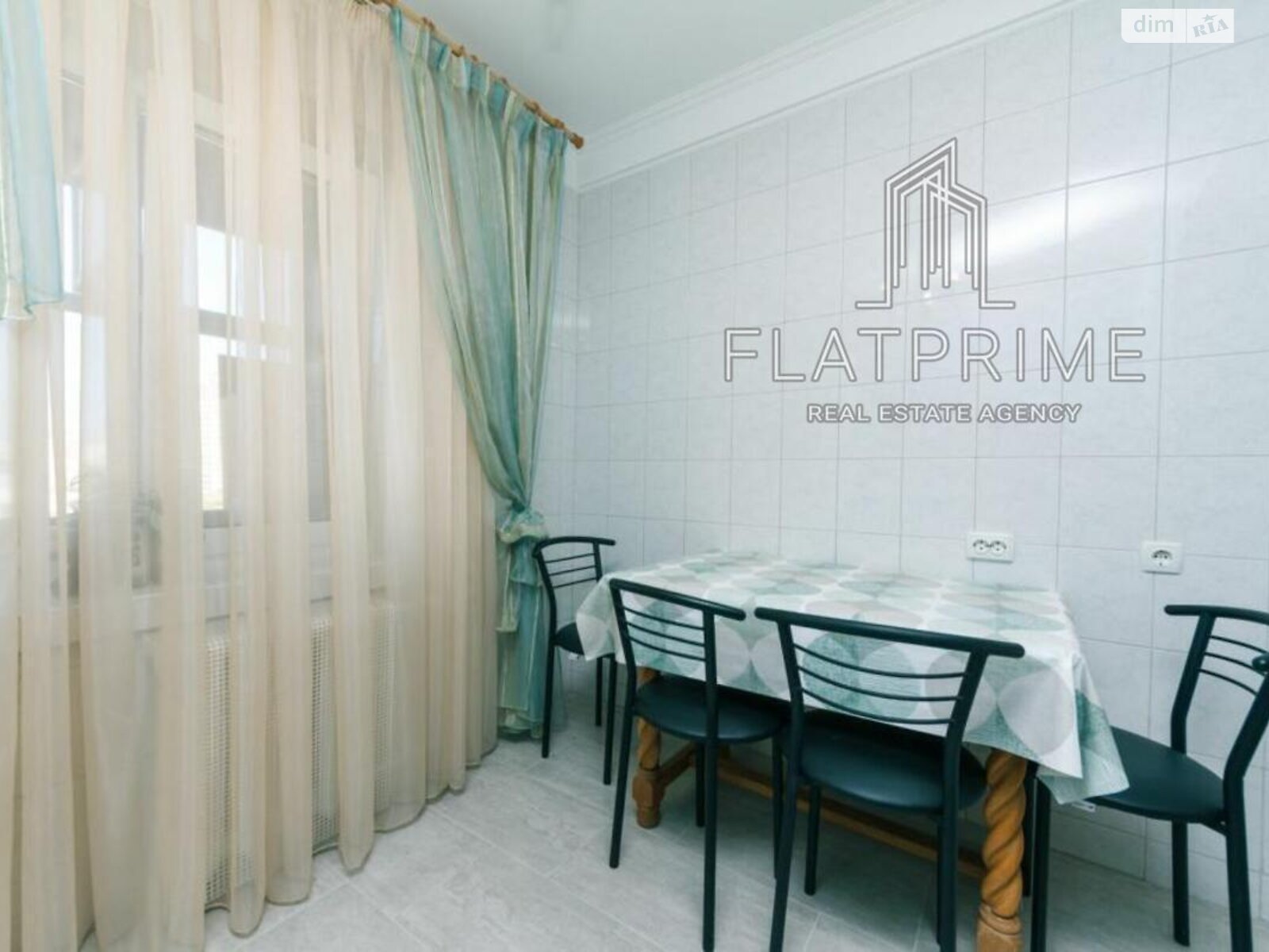 Продажа двухкомнатной квартиры в Киеве, на ул. Половецкая 7/13, район Татарка фото 1 Продажа двухкомнатной квартиры в Киеве, на ул. Половецкая 7/13, район Татарка фото 1