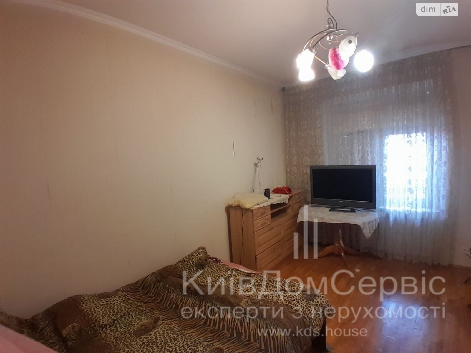 Продажа трехкомнатной квартиры в Киеве, на ул. Татарская 18Б, район Шевченковский фото 1 Продажа трехкомнатной квартиры в Киеве, на ул. Татарская 18Б, район Шевченковский фото 1