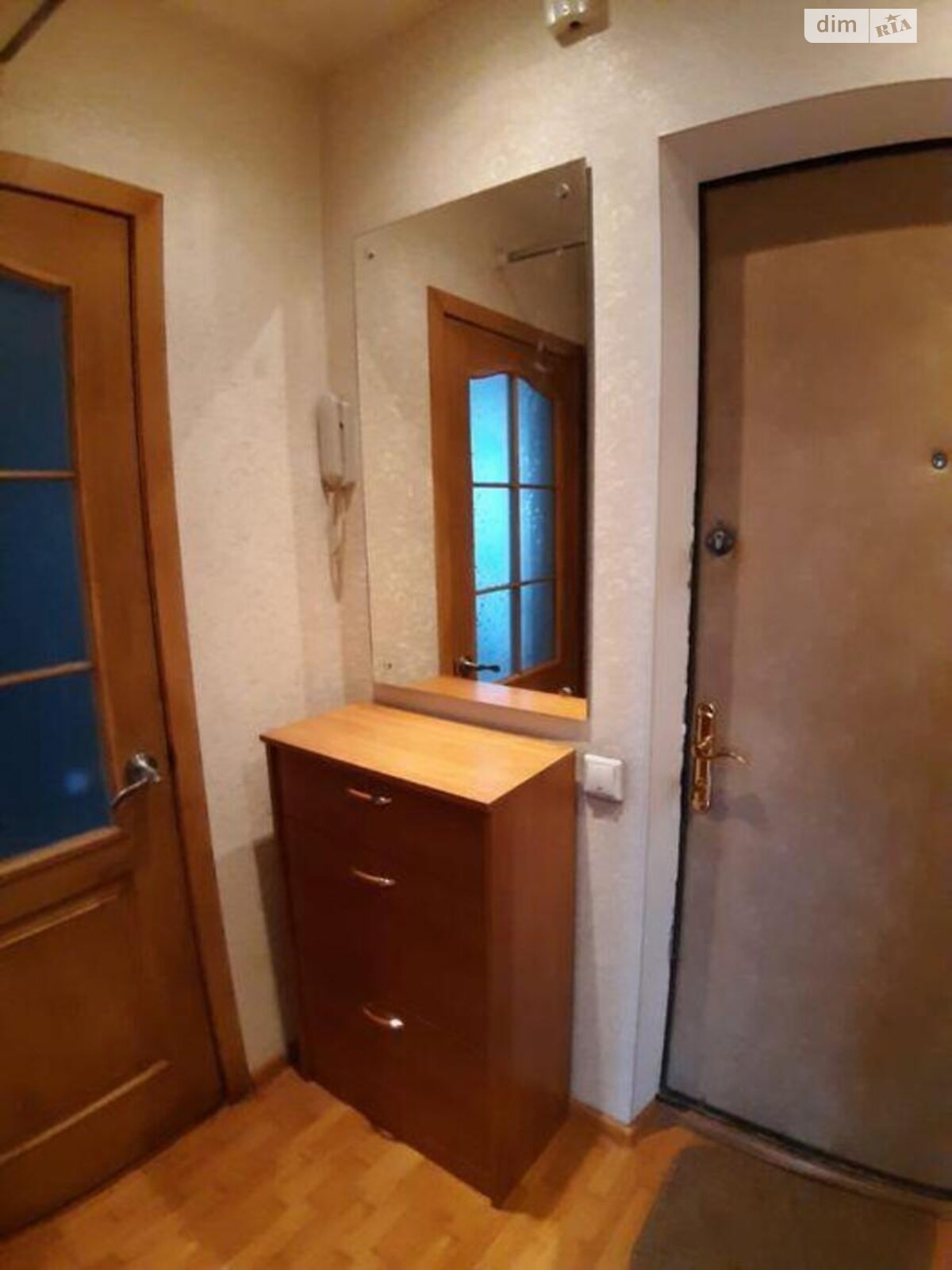 Продаж однокімнатної квартири в Києві, на вул. Татарська, район Татарка фото 1 Продаж однокімнатної квартири в Києві, на вул. Татарська, район Татарка фото 1