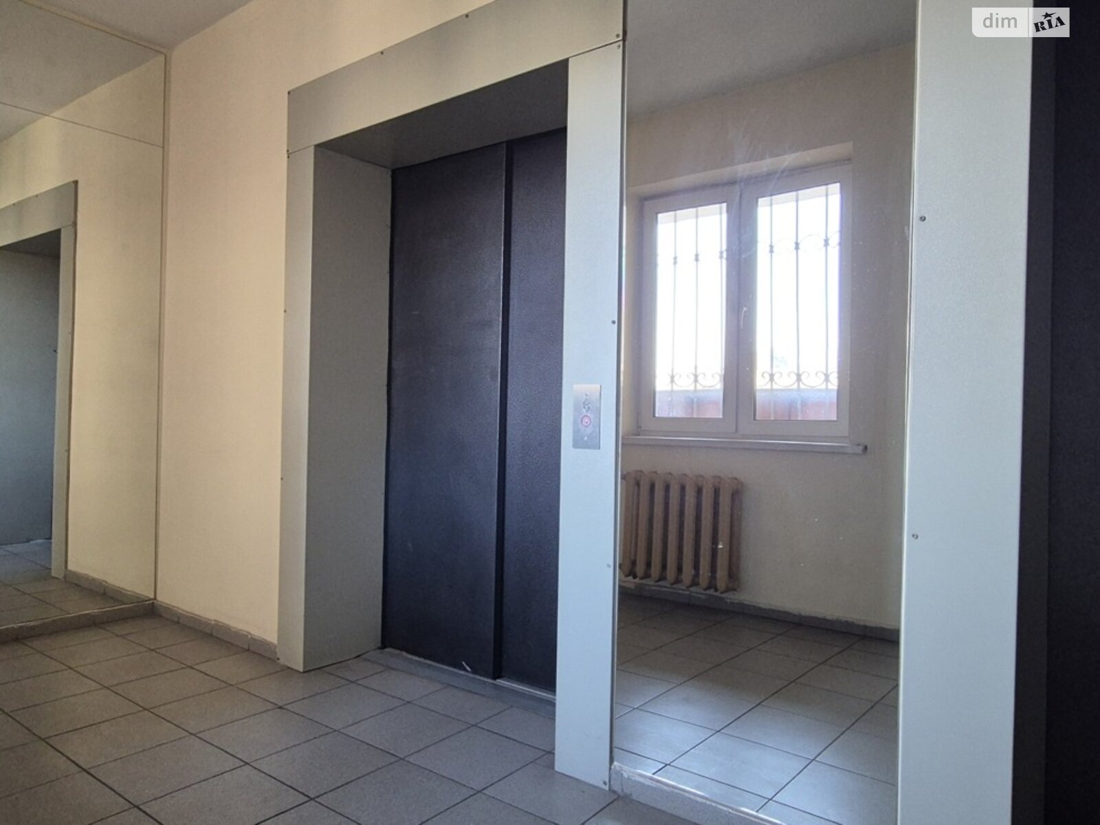 Продаж однокімнатної квартири в Києві, на вул. Татарська 27/4, район Татарка фото 1 Продаж однокімнатної квартири в Києві, на вул. Татарська 27/4, район Татарка фото 1