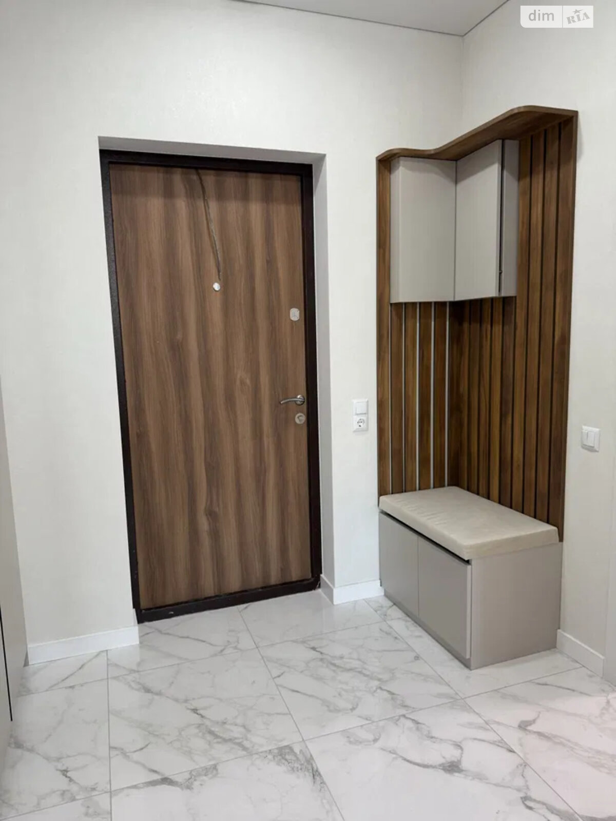 Продаж однокімнатної квартири в Києві, на шосе Столичне 1А, район Теличка фото 1 Продаж однокімнатної квартири в Києві, на шосе Столичне 1А, район Теличка фото 1