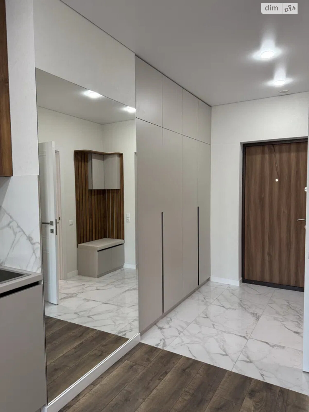 Продаж однокімнатної квартири в Києві, на шосе Столичне 1А, район Теличка фото 1 Продаж однокімнатної квартири в Києві, на шосе Столичне 1А, район Теличка фото 1