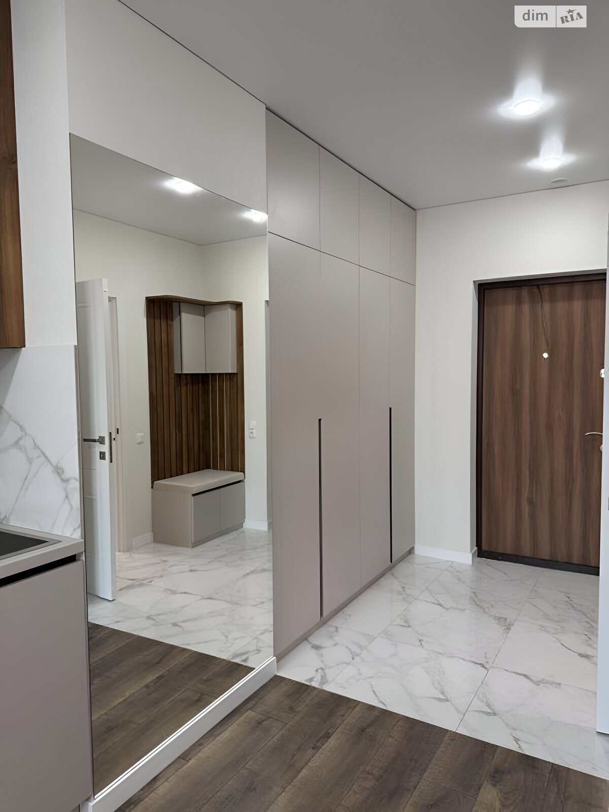Продаж однокімнатної квартири в Києві, на шосе Столичне 1А, район Теличка фото 1 Продаж однокімнатної квартири в Києві, на шосе Столичне 1А, район Теличка фото 1