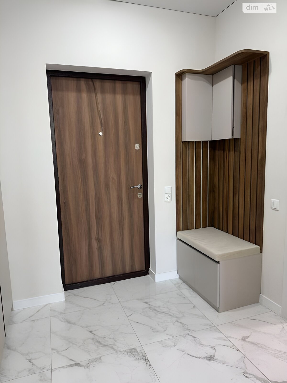 Продаж однокімнатної квартири в Києві, на шосе Столичне 1А, район Теличка фото 1 Продаж однокімнатної квартири в Києві, на шосе Столичне 1А, район Теличка фото 1