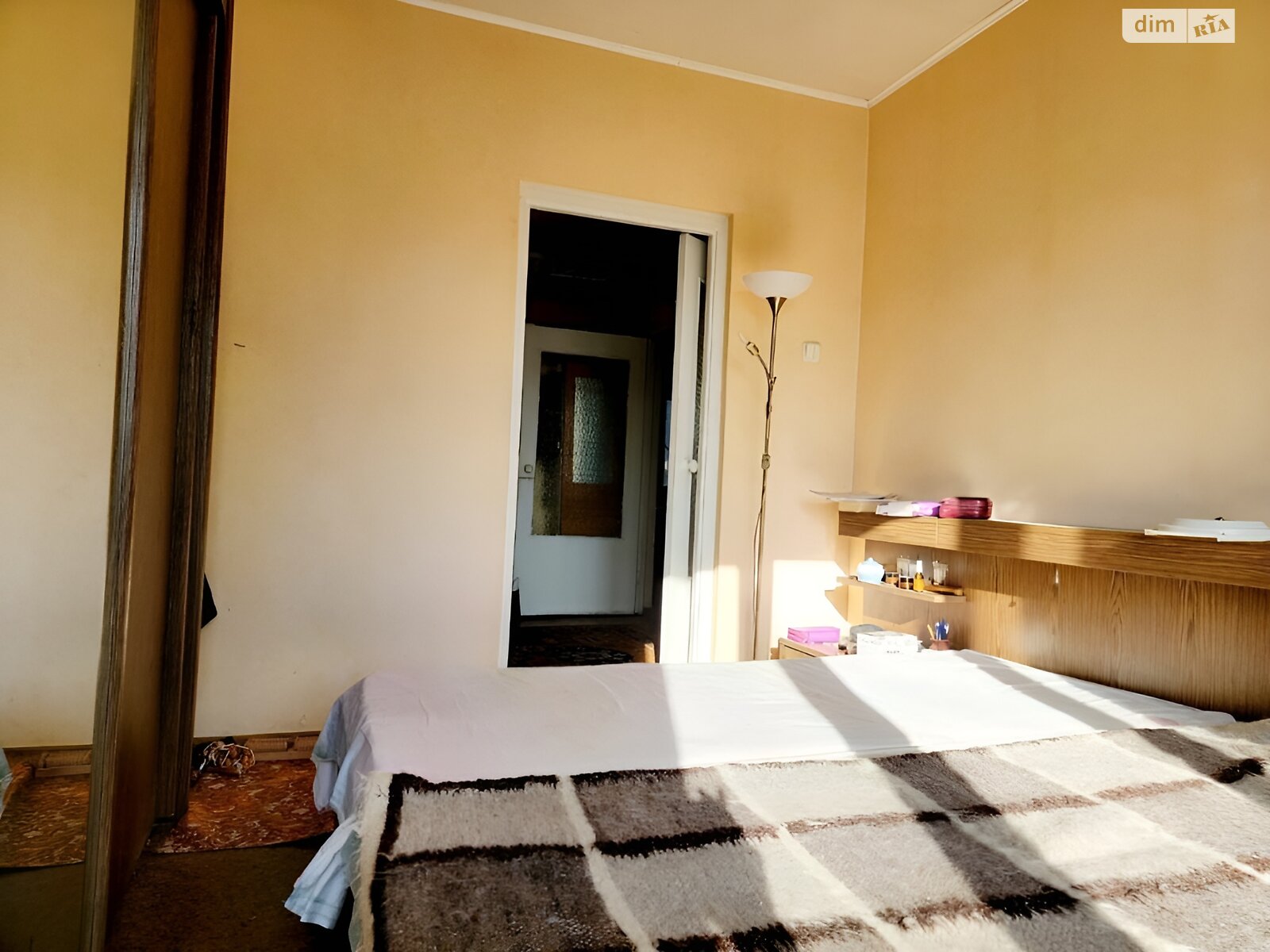 Продаж трикімнатної квартири в Києві, на просп. Академіка Глушкова 33, район Теремки-1 фото 1 Продаж трикімнатної квартири в Києві, на просп. Академіка Глушкова 33, район Теремки-1 фото 1