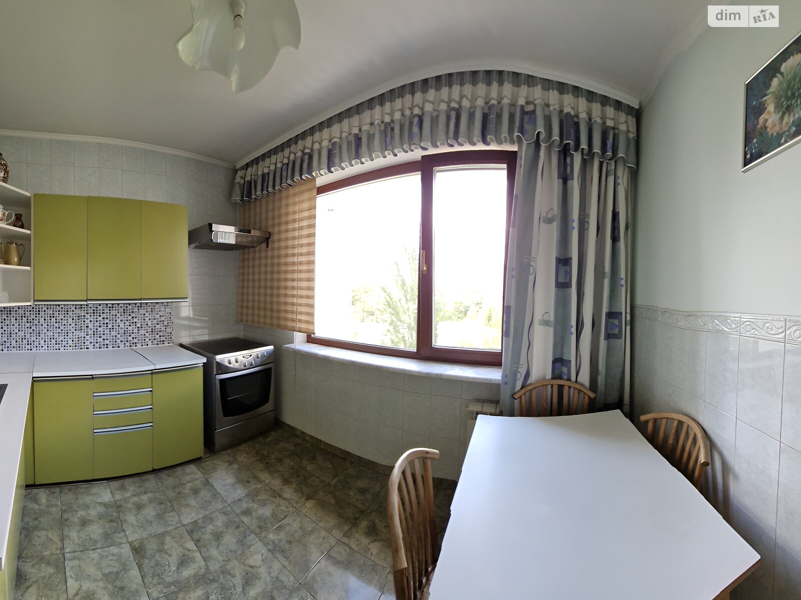 Продажа трехкомнатной квартиры в Киеве, на просп. Академика Глушкова 45, район Голосеевский фото 1 Продажа трехкомнатной квартиры в Киеве, на просп. Академика Глушкова 45, район Голосеевский фото 1