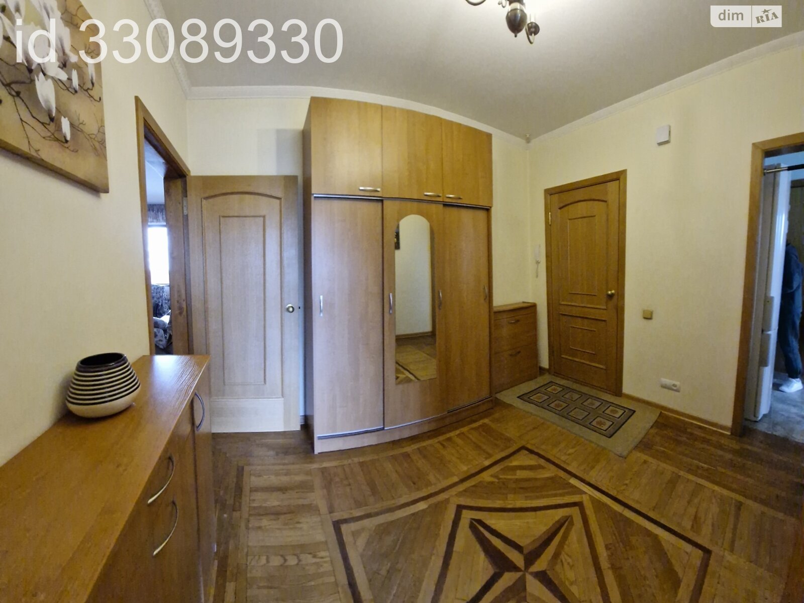Продажа трехкомнатной квартиры в Киеве, на просп. Академика Глушкова 45, район Голосеевский фото 1 Продажа трехкомнатной квартиры в Киеве, на просп. Академика Глушкова 45, район Голосеевский фото 1