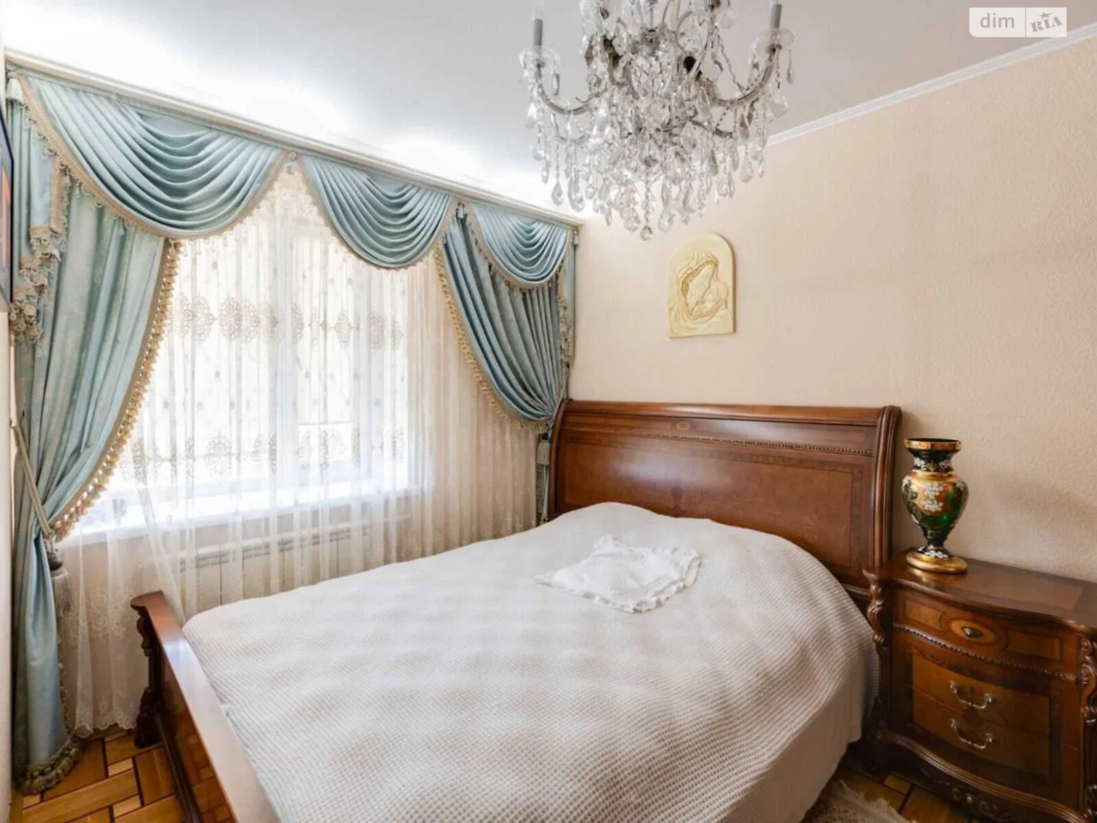 Продаж чотирикімнатної квартири в Києві, на просп. Академіка Глушкова 32, район Теремки-1 фото 1 Продаж чотирикімнатної квартири в Києві, на просп. Академіка Глушкова 32, район Теремки-1 фото 1