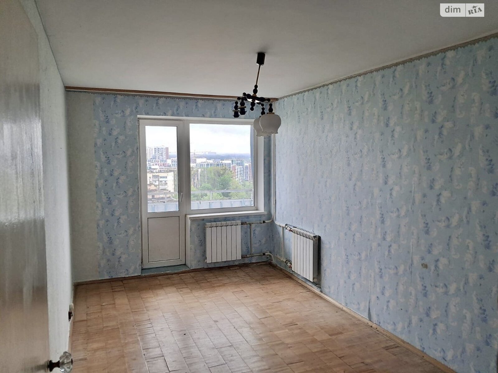 Продаж трикімнатної квартири в Києві, на просп. Академіка Глушкова 18, район Теремки-1 фото 1 Продаж трикімнатної квартири в Києві, на просп. Академіка Глушкова 18, район Теремки-1 фото 1