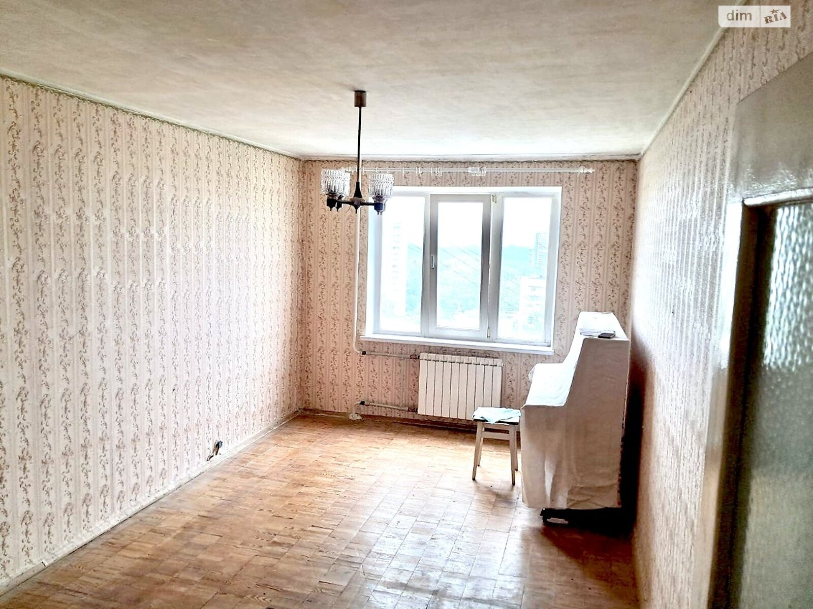 Продаж трикімнатної квартири в Києві, на просп. Академіка Глушкова 18, район Теремки-1 фото 1 Продаж трикімнатної квартири в Києві, на просп. Академіка Глушкова 18, район Теремки-1 фото 1