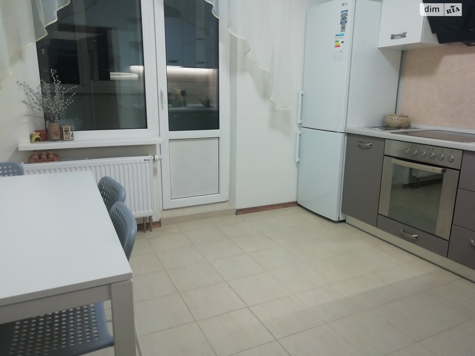 Продаж однокімнатної квартири в Києві, на просп. Академіка Глушкова 9Є, район Теремки-1 фото 1 Продаж однокімнатної квартири в Києві, на просп. Академіка Глушкова 9Є, район Теремки-1 фото 1