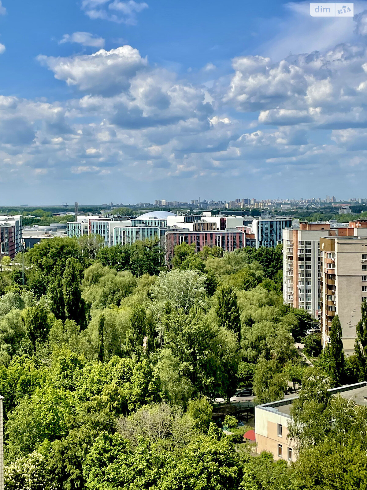 Продаж трикімнатної квартири в Києві, на просп. Академіка Глушкова 18, район Теремки-1 фото 1 Продаж трикімнатної квартири в Києві, на просп. Академіка Глушкова 18, район Теремки-1 фото 1