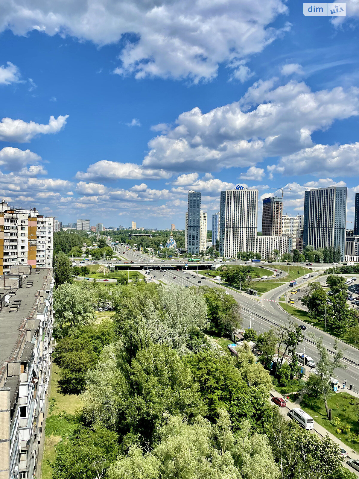 Продаж трикімнатної квартири в Києві, на просп. Академіка Глушкова 18, район Теремки-1 фото 1 Продаж трикімнатної квартири в Києві, на просп. Академіка Глушкова 18, район Теремки-1 фото 1