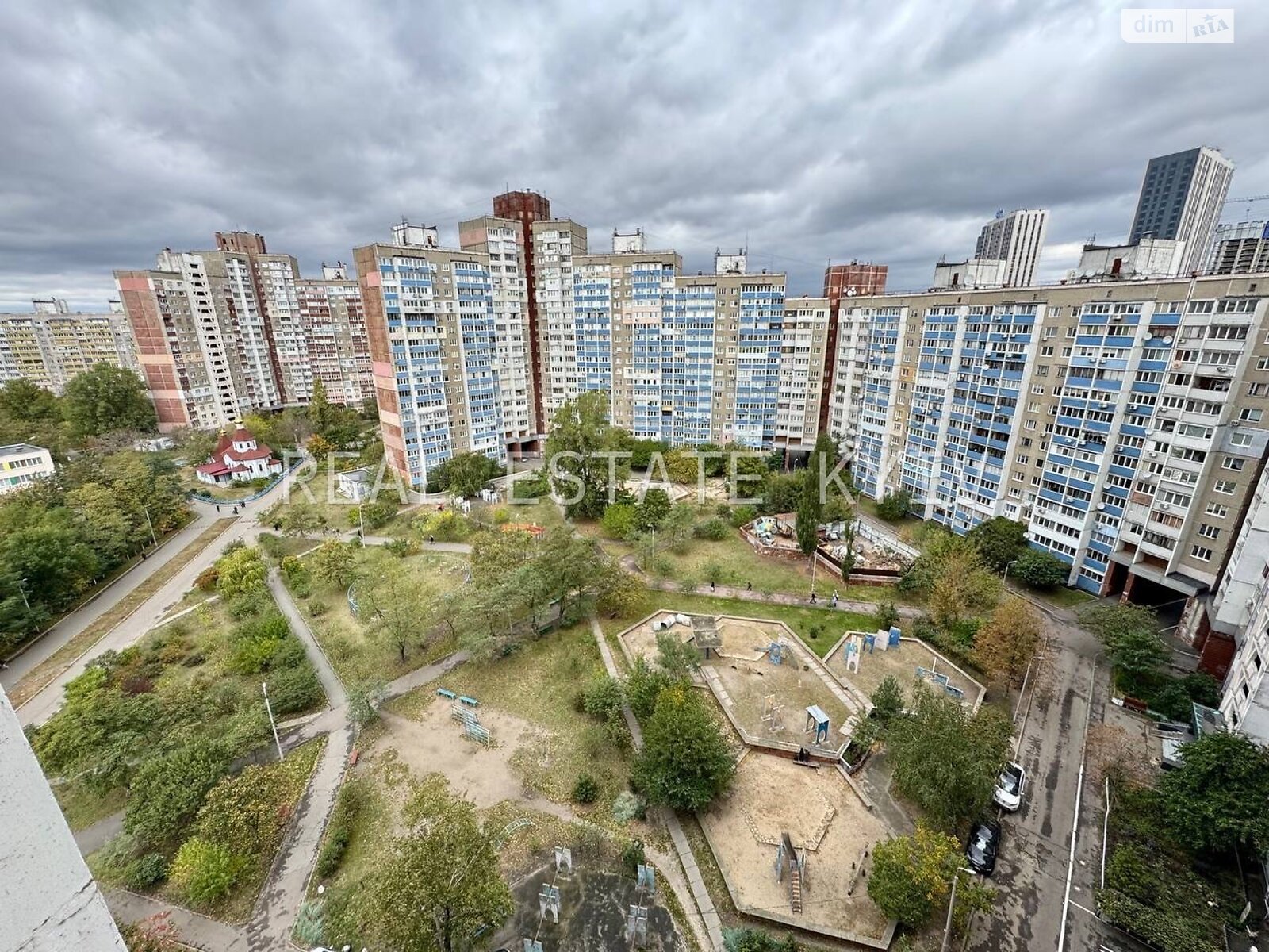 Продаж трикімнатної квартири в Києві, на вул. Академіка Заболотного 28, район Теремки-1 фото 1