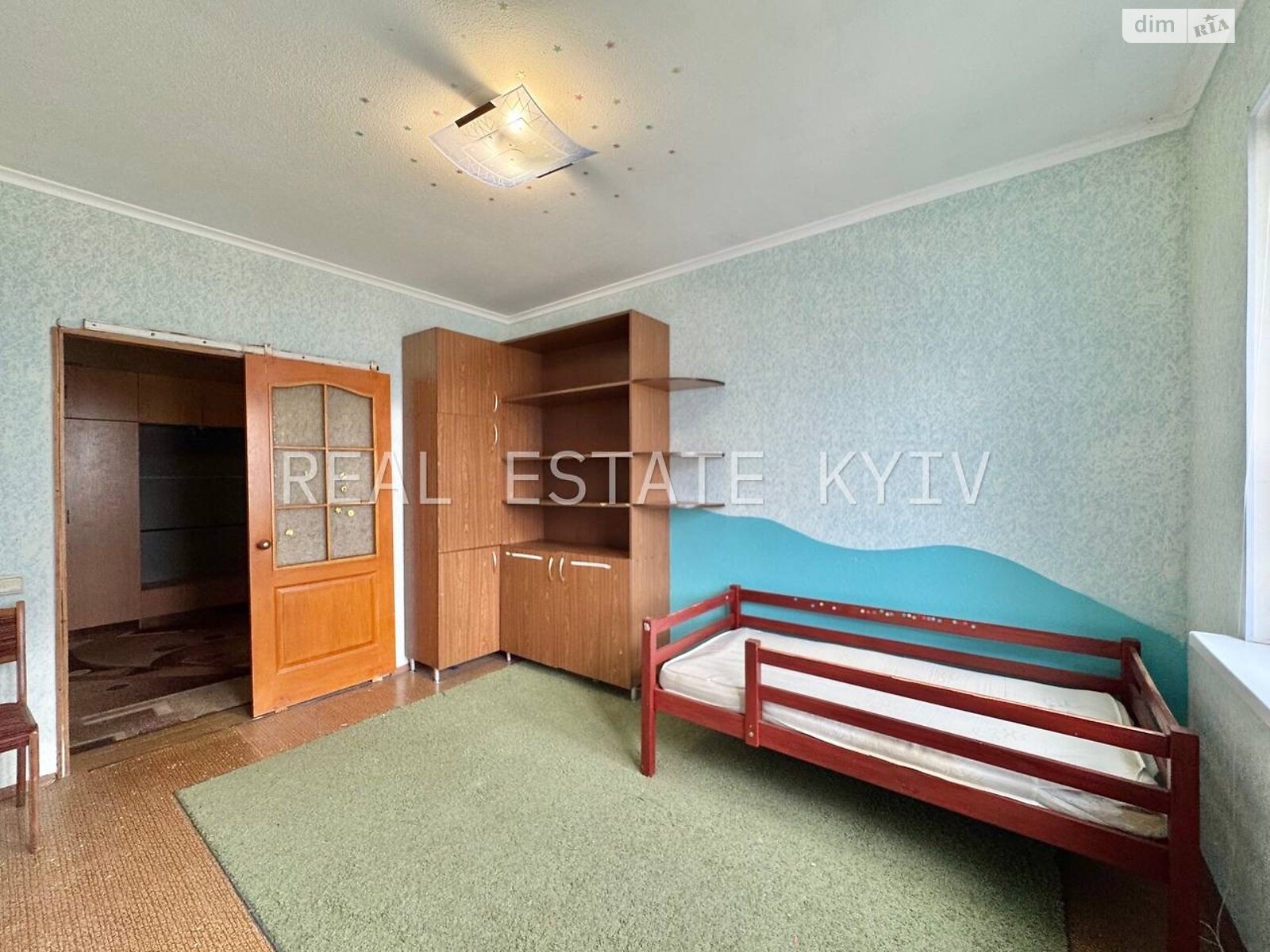 Продаж трикімнатної квартири в Києві, на вул. Академіка Заболотного 28, район Теремки-1 фото 1