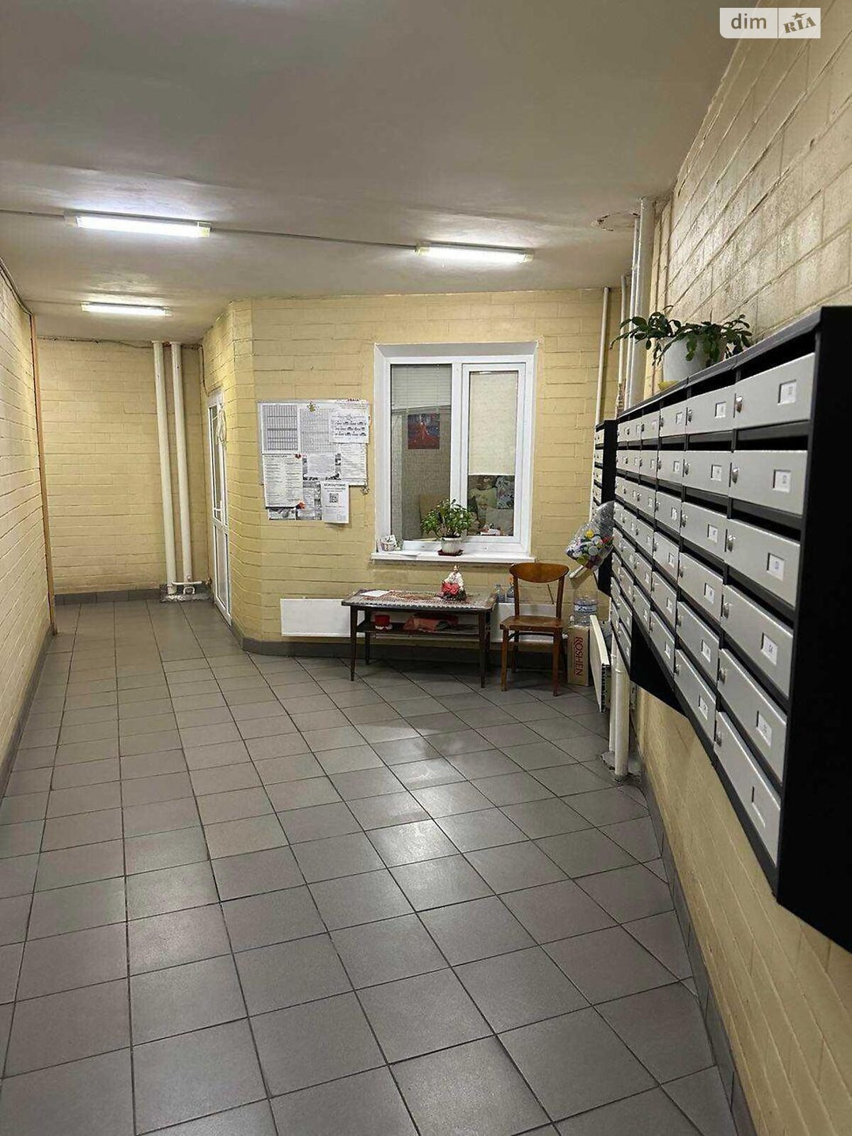 Продаж трикімнатної квартири в Києві, на вул. Академіка Заболотного 40, район Теремки-1 фото 1 Продаж трикімнатної квартири в Києві, на вул. Академіка Заболотного 40, район Теремки-1 фото 1