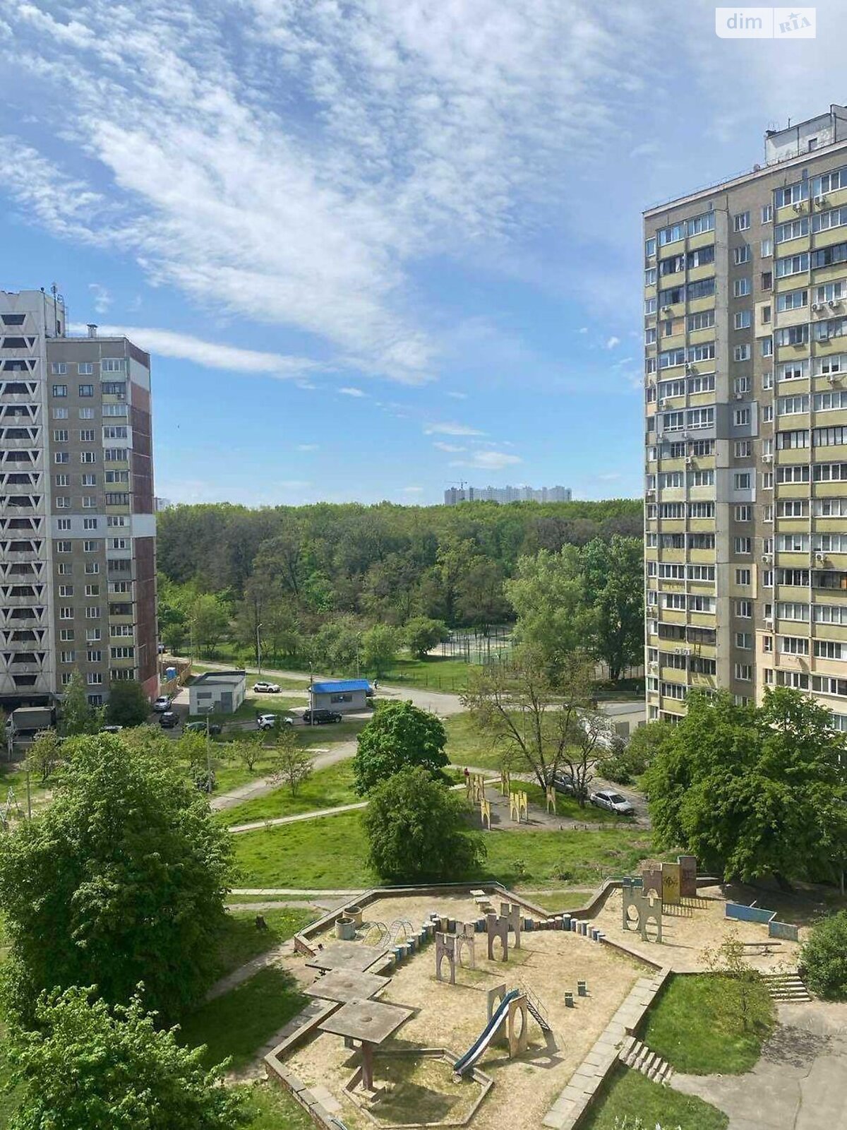 Продаж трикімнатної квартири в Києві, на вул. Академіка Заболотного 40, район Теремки-1 фото 1 Продаж трикімнатної квартири в Києві, на вул. Академіка Заболотного 40, район Теремки-1 фото 1