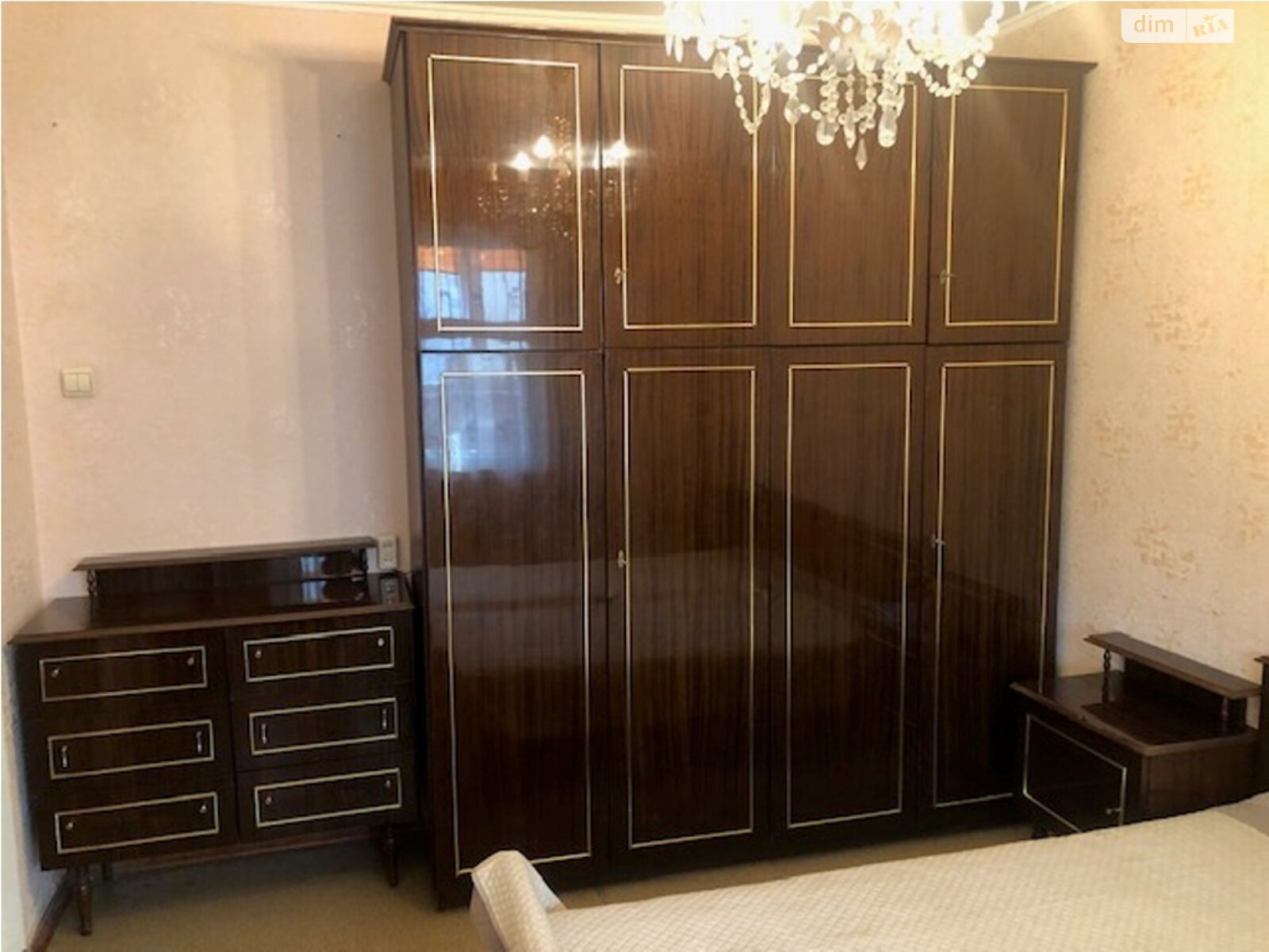Продаж чотирикімнатної квартири в Києві, на вул. Академіка Заболотного 42, район Теремки-1 фото 1 Продаж чотирикімнатної квартири в Києві, на вул. Академіка Заболотного 42, район Теремки-1 фото 1