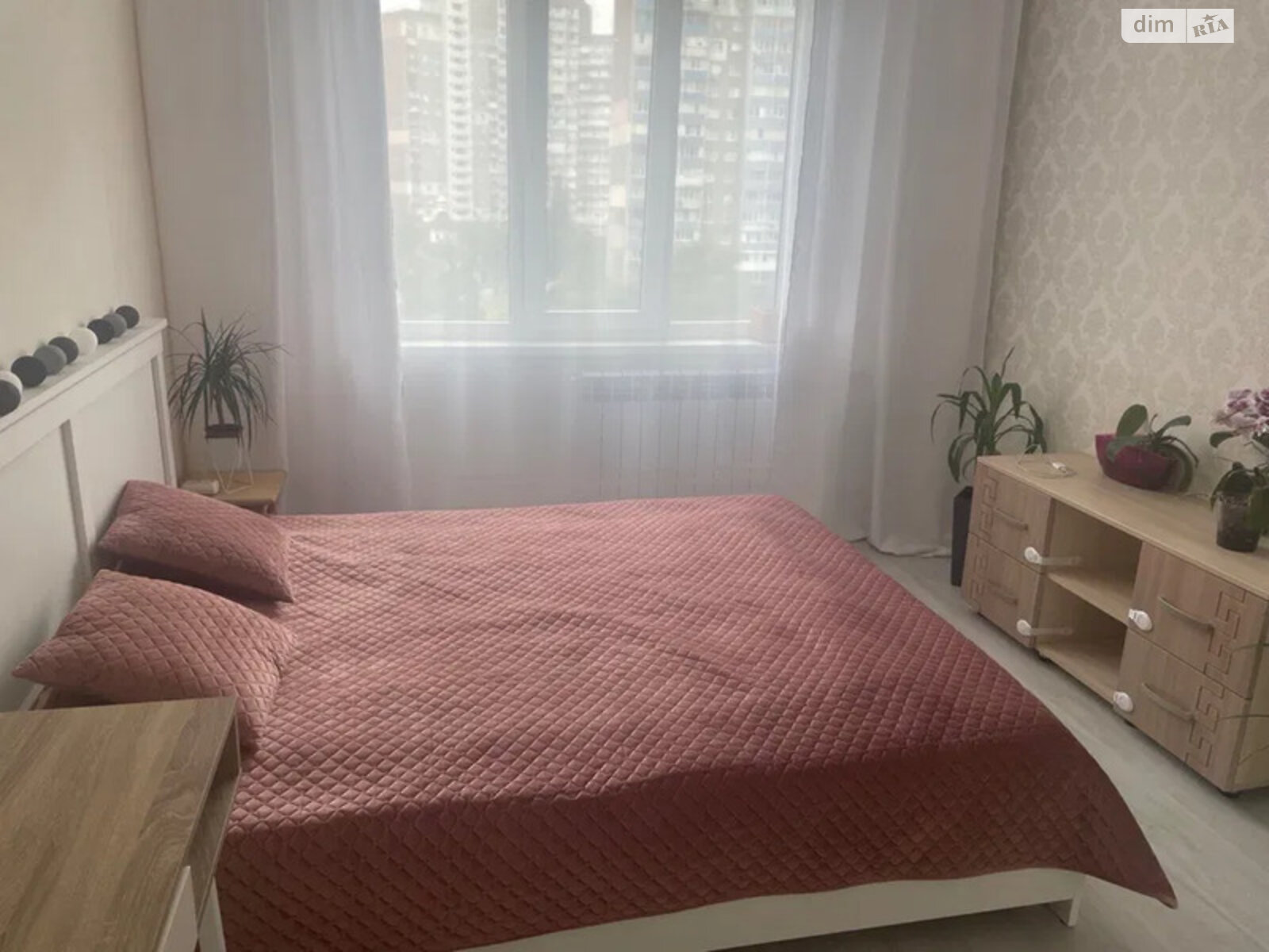Продажа трехкомнатной квартиры в Киеве, на ул. Академика Заболотного 26, район Теремки-1 фото 1 Продажа трехкомнатной квартиры в Киеве, на ул. Академика Заболотного 26, район Теремки-1 фото 1
