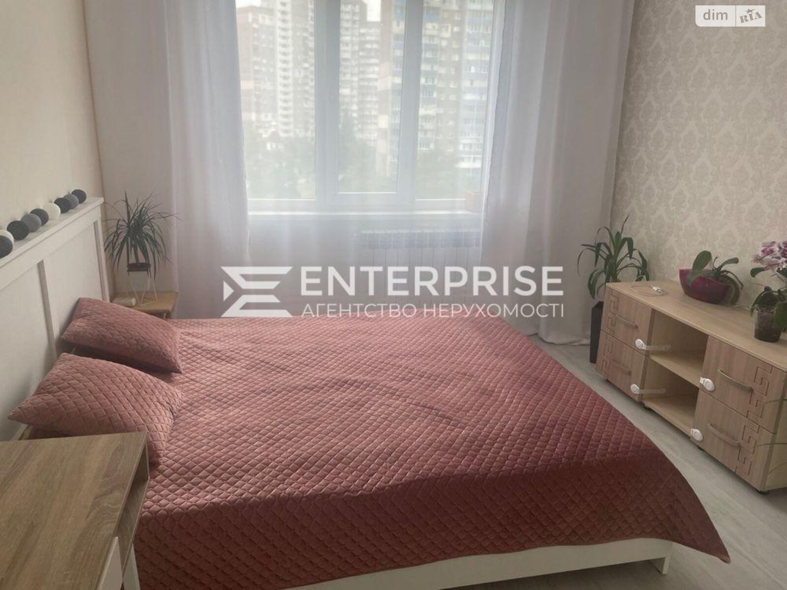 Продажа трехкомнатной квартиры в Киеве, на ул. Академика Заболотного 26, район Теремки-1 фото 1 Продажа трехкомнатной квартиры в Киеве, на ул. Академика Заболотного 26, район Теремки-1 фото 1