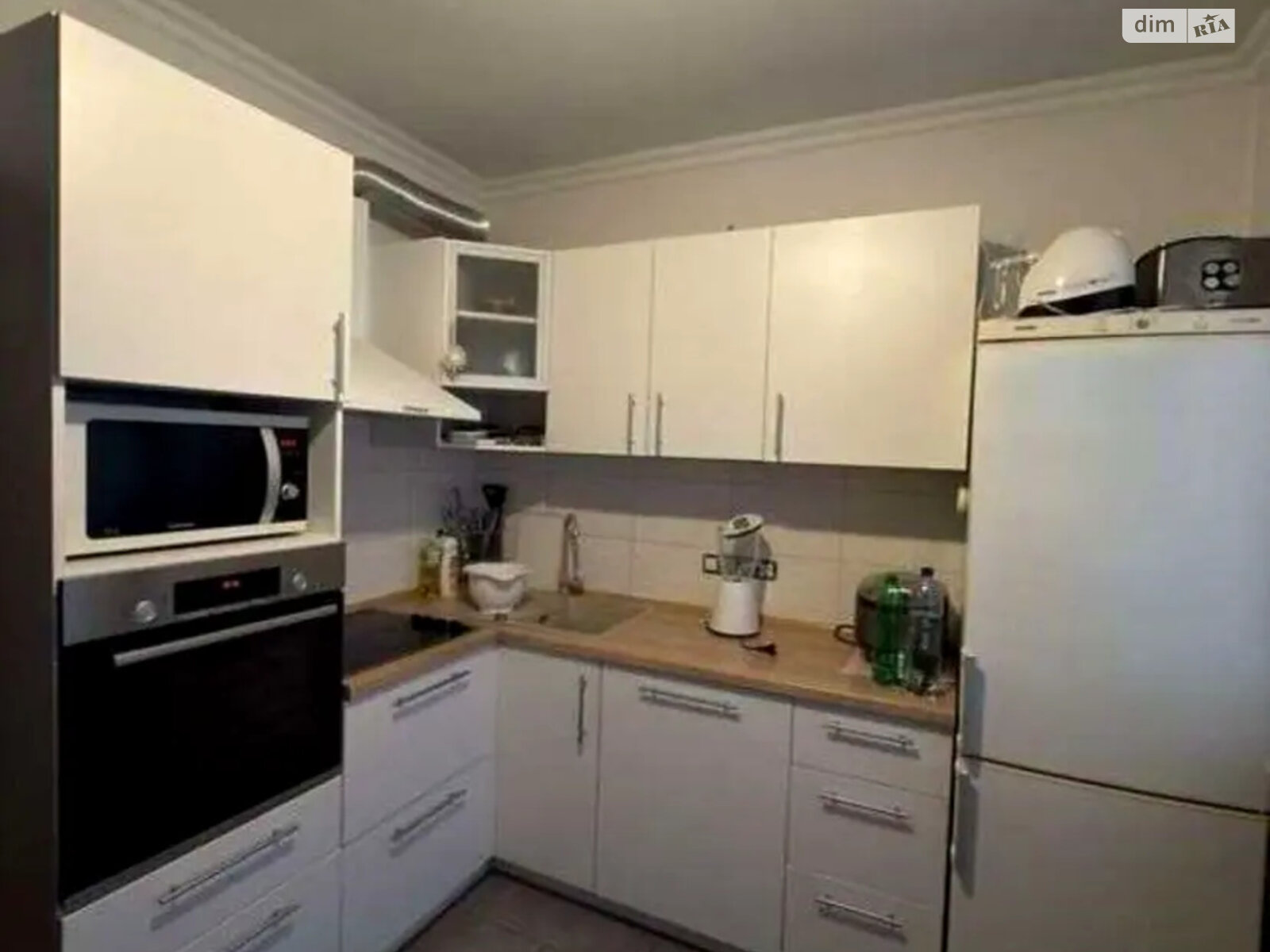 Продажа трехкомнатной квартиры в Киеве, на ул. Академика Заболотного 40, район Теремки-1 фото 1