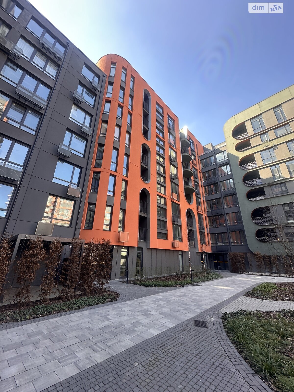 Продажа трехкомнатной квартиры в Киеве, на ул. Братьев Шеметов 10/8, район Теремки-1 фото 1 Продажа трехкомнатной квартиры в Киеве, на ул. Братьев Шеметов 10/8, район Теремки-1 фото 1