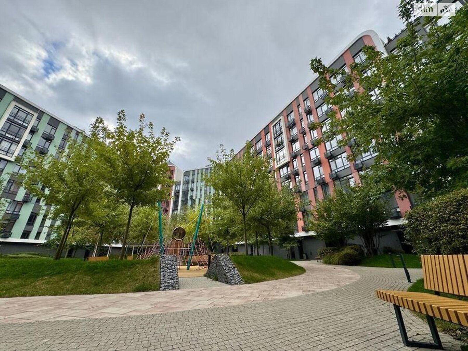 Продаж однокімнатної квартири в Києві, на бул. Тадея Рильського 4, район Теремки-1 фото 1 Продаж однокімнатної квартири в Києві, на бул. Тадея Рильського 4, район Теремки-1 фото 1