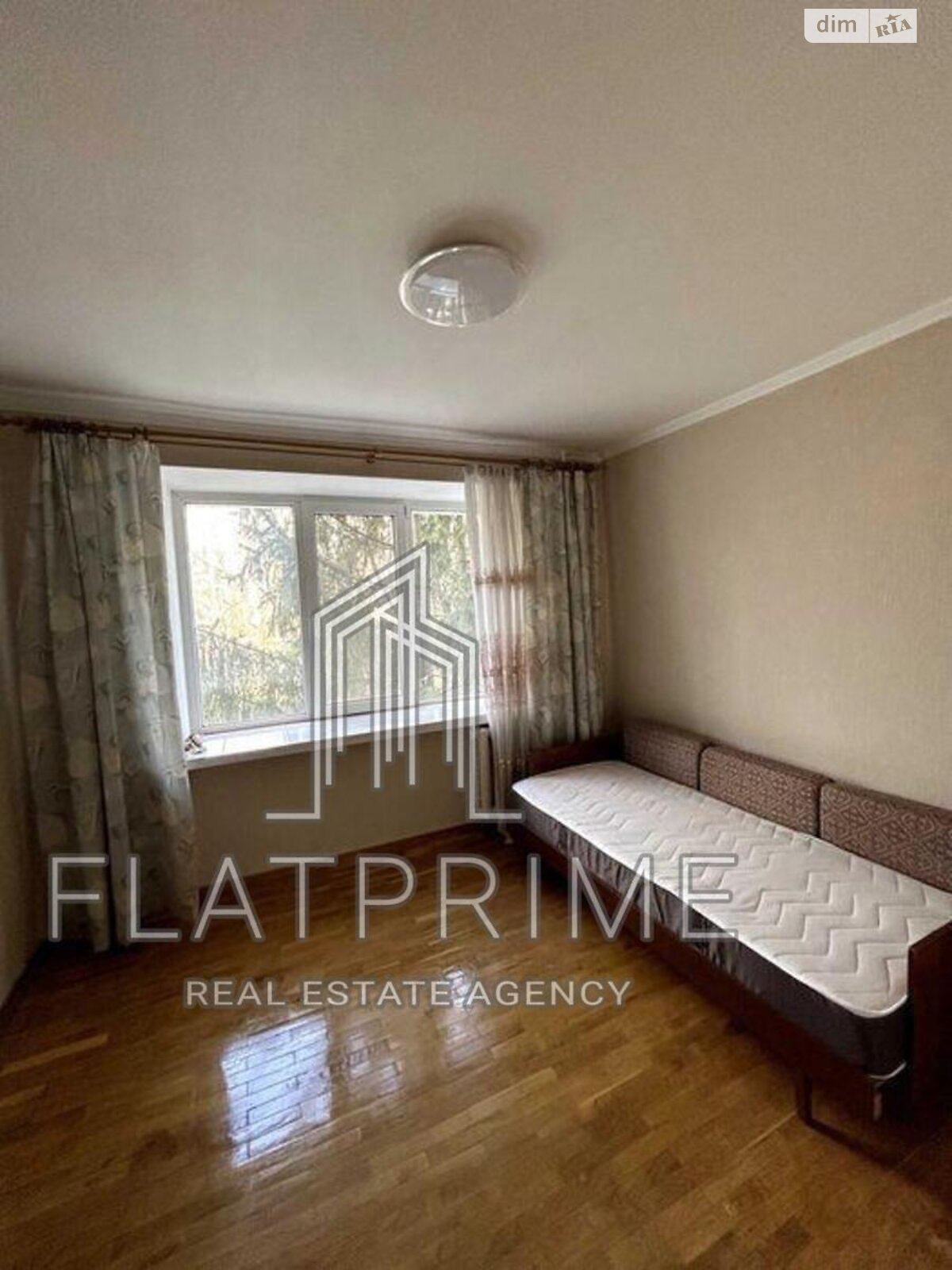 Продажа трехкомнатной квартиры в Киеве, на ул. Теремковская 8, район Теремки-1 фото 1 Продажа трехкомнатной квартиры в Киеве, на ул. Теремковская 8, район Теремки-1 фото 1