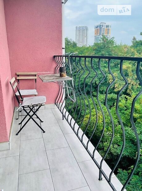 Продажа трехкомнатной квартиры в Киеве, на Абрикосова 6, район Теремки-1 фото 1 Продажа трехкомнатной квартиры в Киеве, на Абрикосова 6, район Теремки-1 фото 1