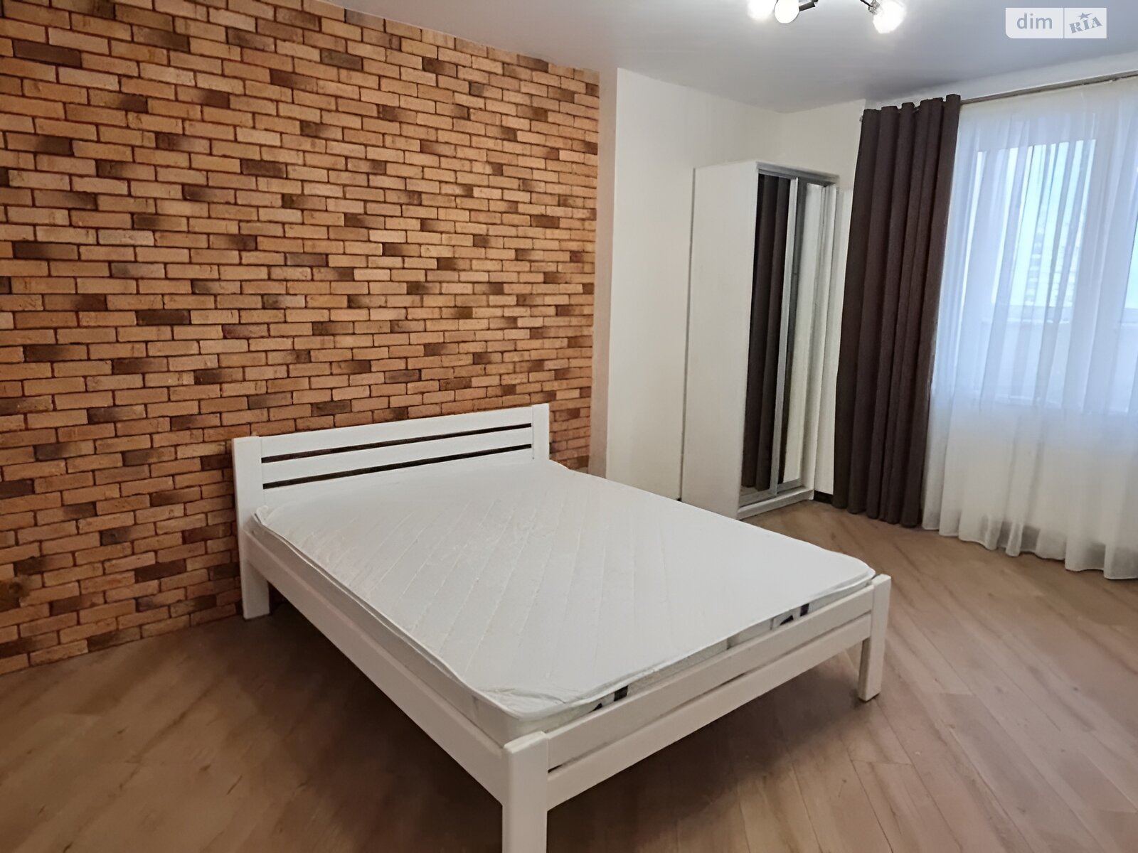 Продаж однокімнатної квартири в Києві, на просп. Академіка Глушкова 9Д, район Теремки-2 фото 1 Продаж однокімнатної квартири в Києві, на просп. Академіка Глушкова 9Д, район Теремки-2 фото 1