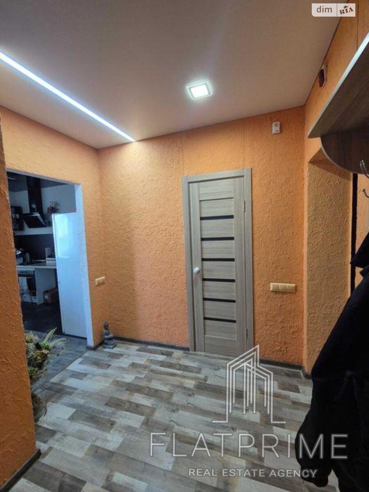Продаж двокімнатної квартири в Києві, на просп. Академіка Глушкова 9В, район Теремки-2 фото 1 Продаж двокімнатної квартири в Києві, на просп. Академіка Глушкова 9В, район Теремки-2 фото 1