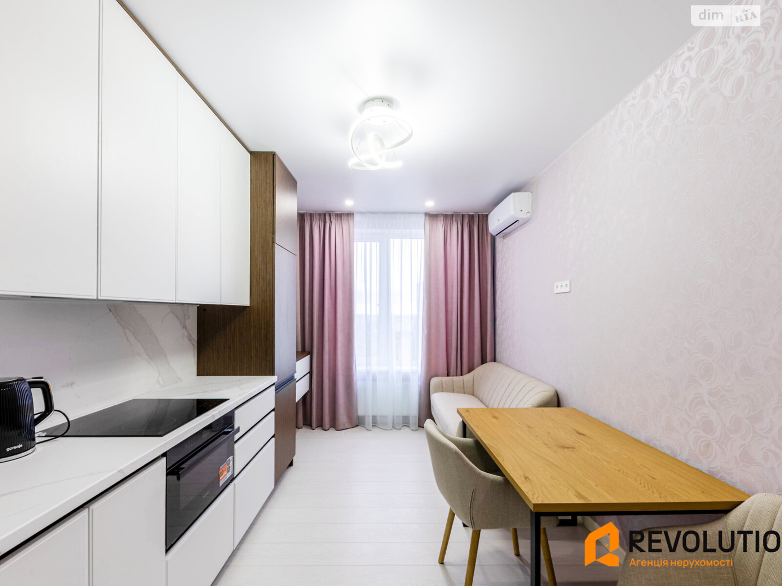 Продаж однокімнатної квартири в Києві, на вул. Академіка Заболотного 1Б, кв. 249, район Теремки-2 фото 1 Продаж однокімнатної квартири в Києві, на вул. Академіка Заболотного 1Б, кв. 249, район Теремки-2 фото 1