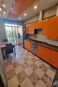 Продаж однокімнатної квартири в Києві, на вул. Дмитра Луценка 14, район Теремки-2 фото 2