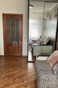 Продажа двухкомнатной квартиры в Киеве, на ул. Дмитрия Луценко 5, район Теремки-2 фото 2 Продажа двухкомнатной квартиры в Киеве, на ул. Дмитрия Луценко 5, район Теремки-2 фото 2