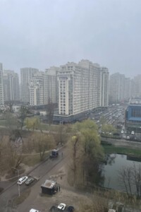 Продажа трехкомнатной квартиры в Киеве, на ул. Героев Мариуполя 4, район Теремки-2 фото 2