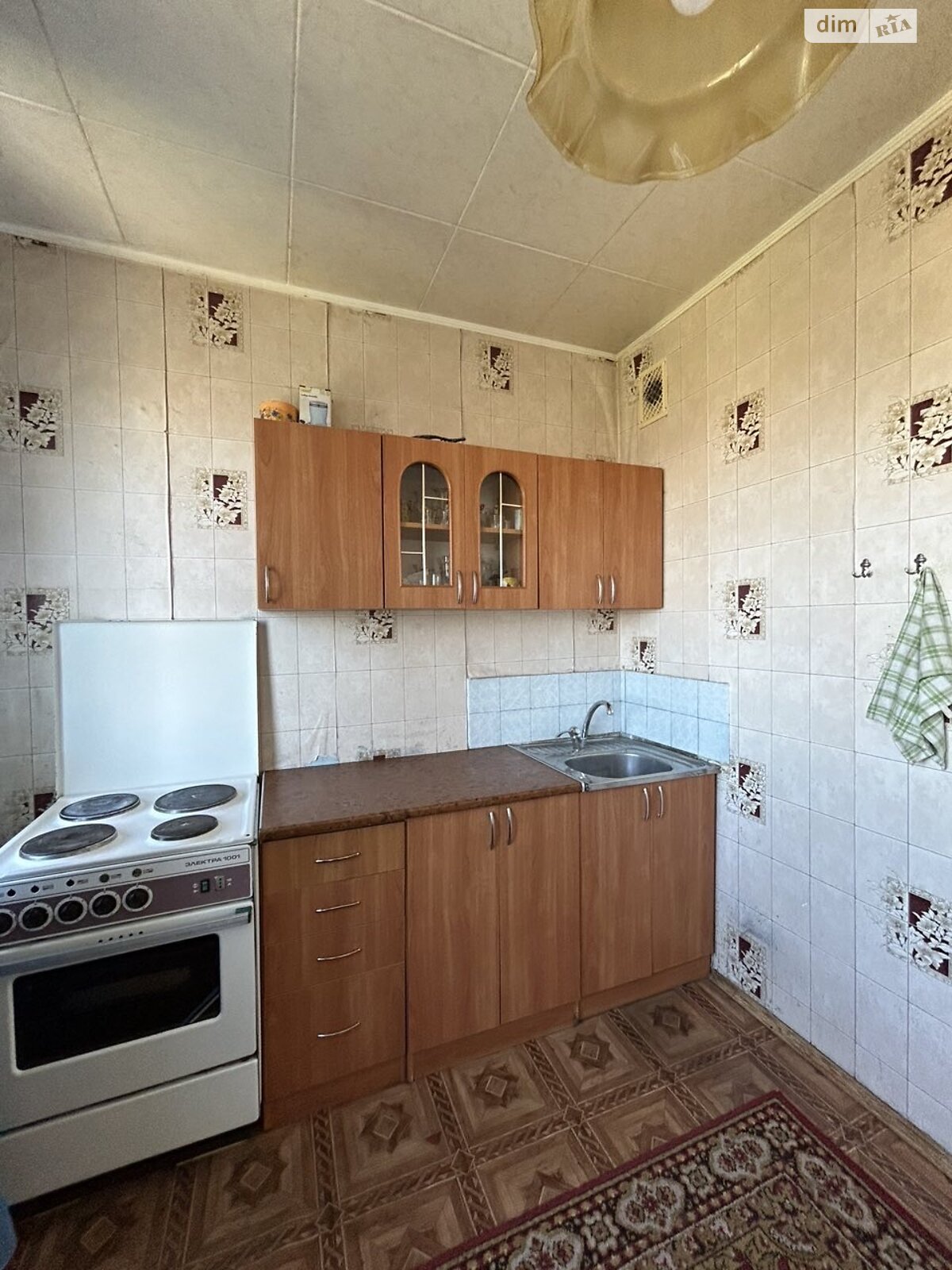 Продаж трикімнатної квартири в Києві, на вул. Лятошинського, район Теремки-2 фото 1 Продаж трикімнатної квартири в Києві, на вул. Лятошинського, район Теремки-2 фото 1