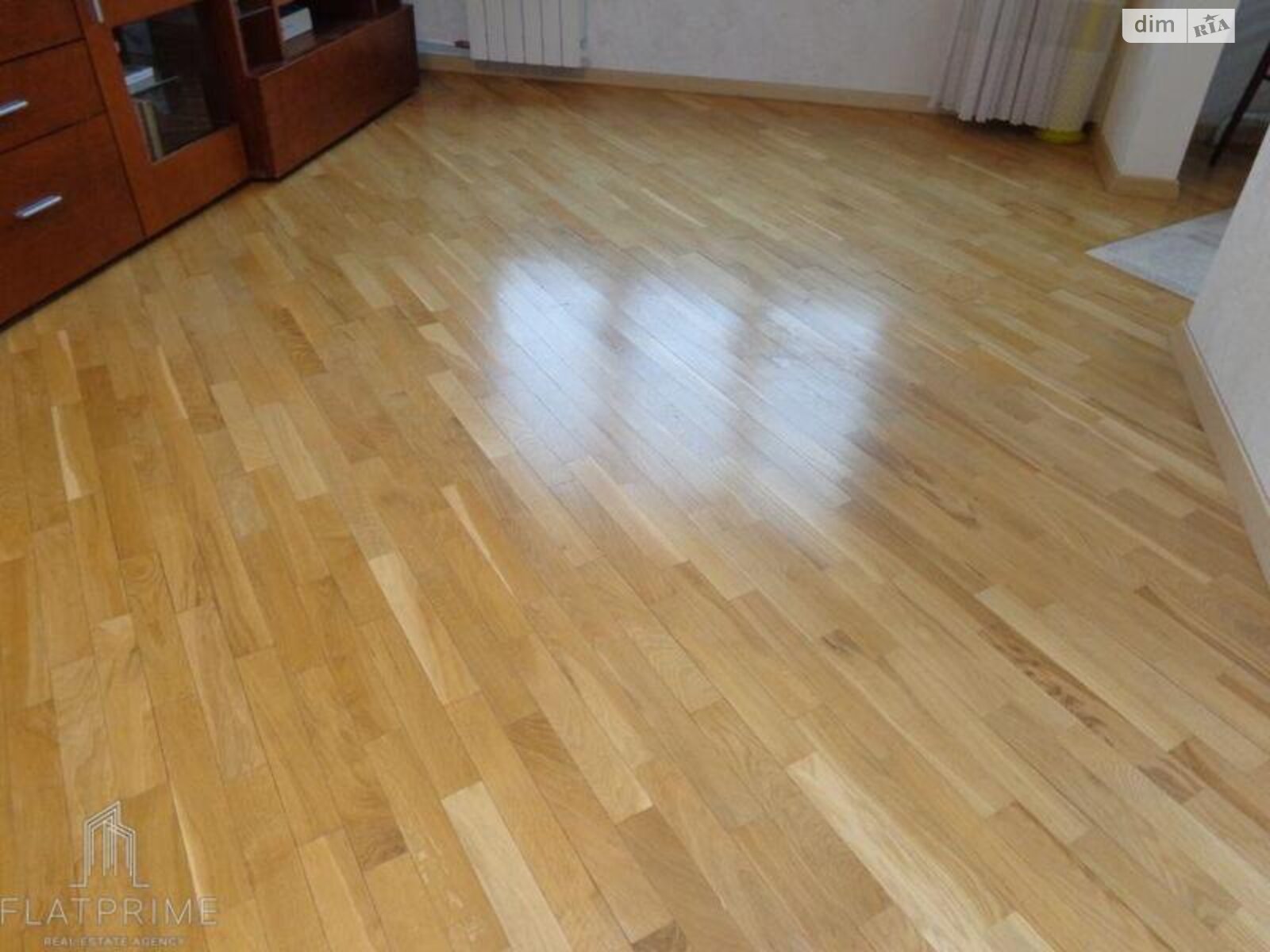 Продаж трикімнатної квартири в Києві, на вул. Лятошинського 2, район Теремки-2 фото 1 Продаж трикімнатної квартири в Києві, на вул. Лятошинського 2, район Теремки-2 фото 1
