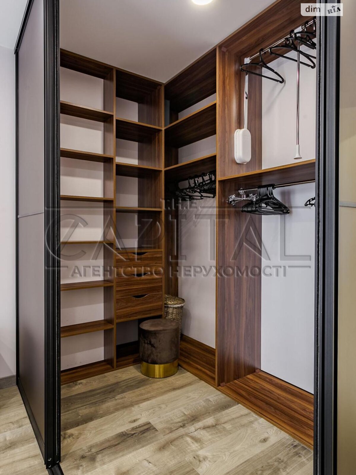 Продажа трехкомнатной квартиры в Киеве, на ул. Самойло Кошки 10/1, район Теремки-2 фото 1 Продажа трехкомнатной квартиры в Киеве, на ул. Самойло Кошки 10/1, район Теремки-2 фото 1