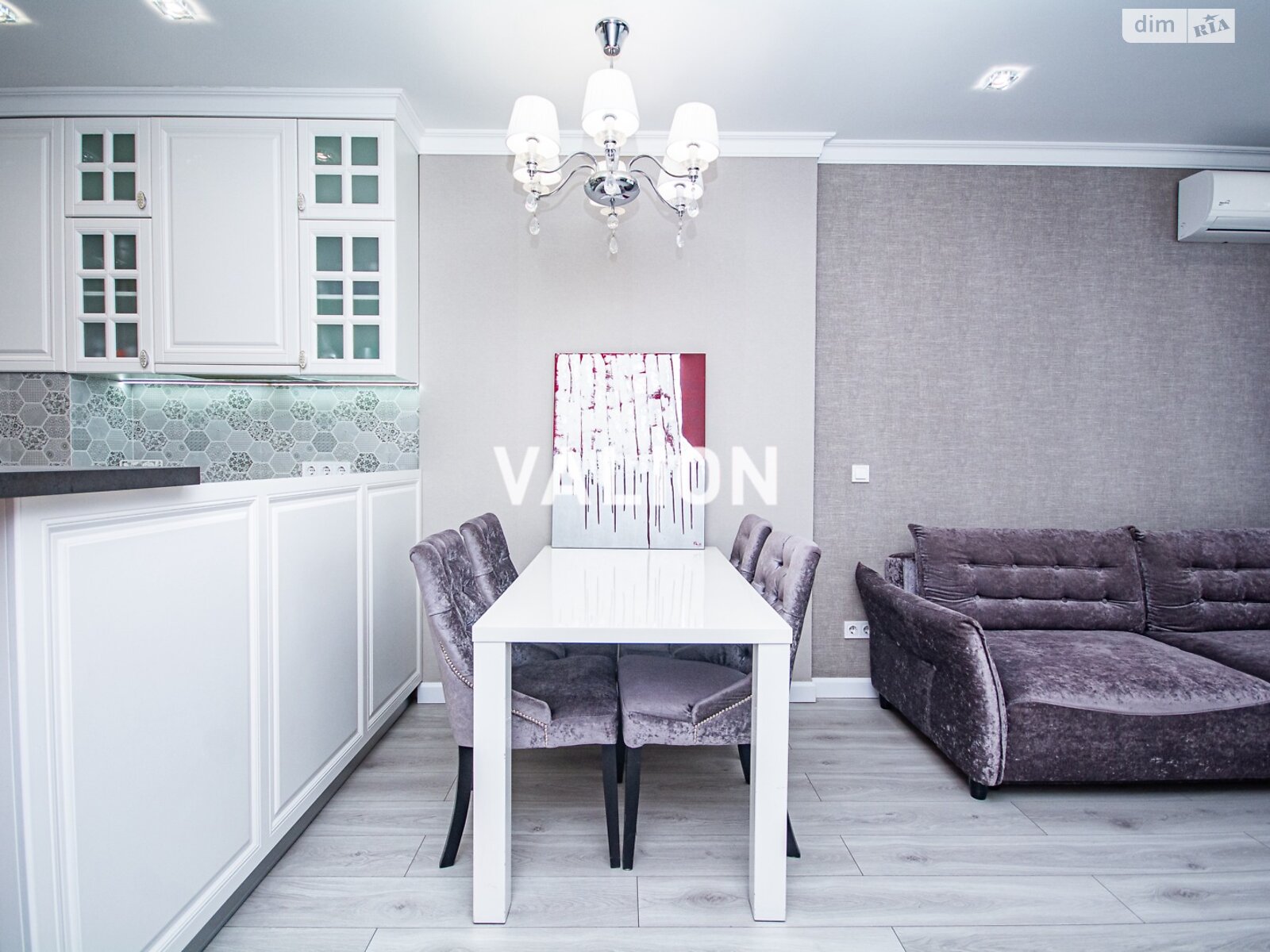 Продажа трехкомнатной квартиры в Киеве, на ул. Самойло Кошки 12, район Теремки-2 фото 1 Продажа трехкомнатной квартиры в Киеве, на ул. Самойло Кошки 12, район Теремки-2 фото 1