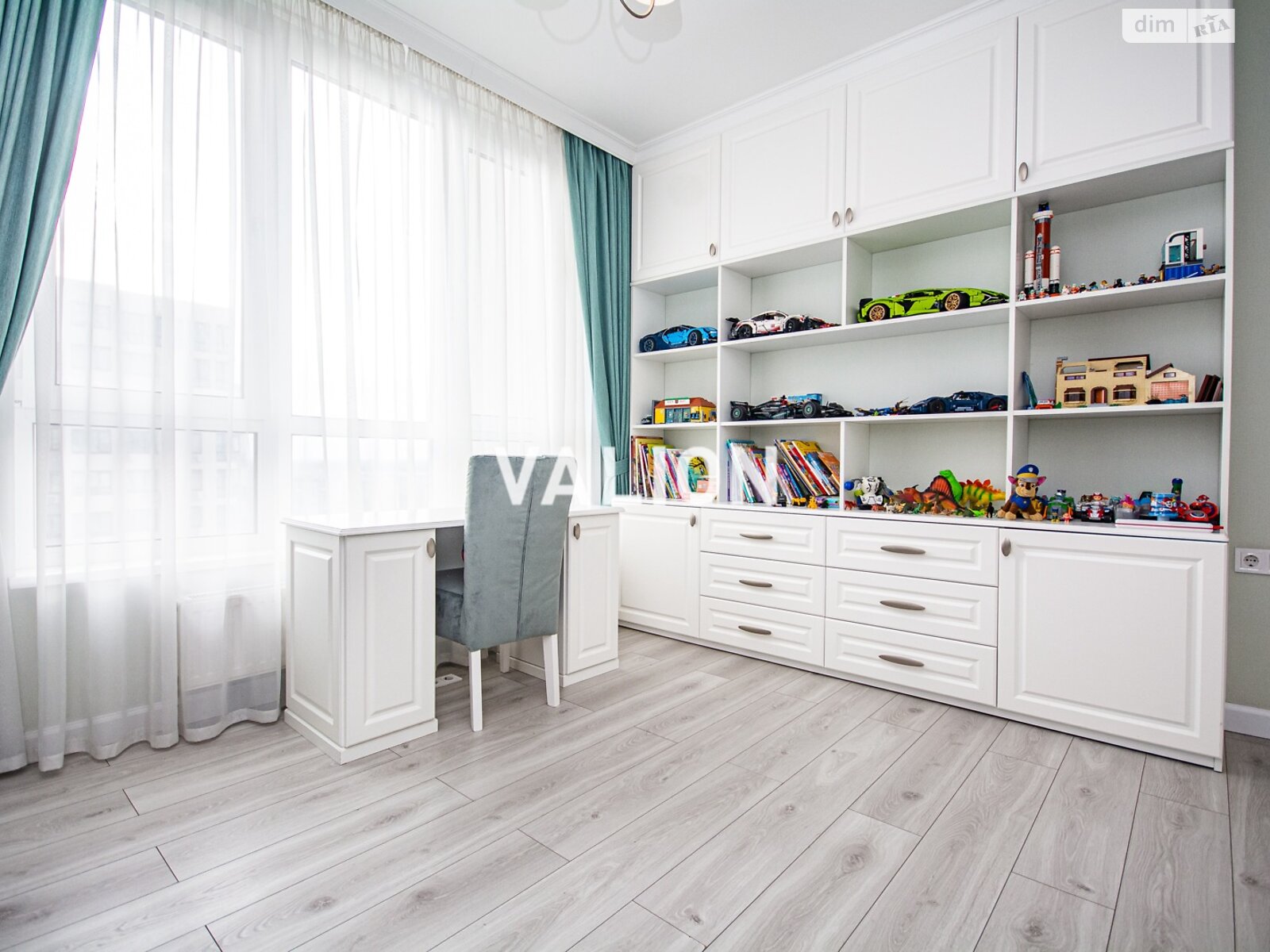 Продажа трехкомнатной квартиры в Киеве, на ул. Самойло Кошки 12, район Теремки-2 фото 1 Продажа трехкомнатной квартиры в Киеве, на ул. Самойло Кошки 12, район Теремки-2 фото 1
