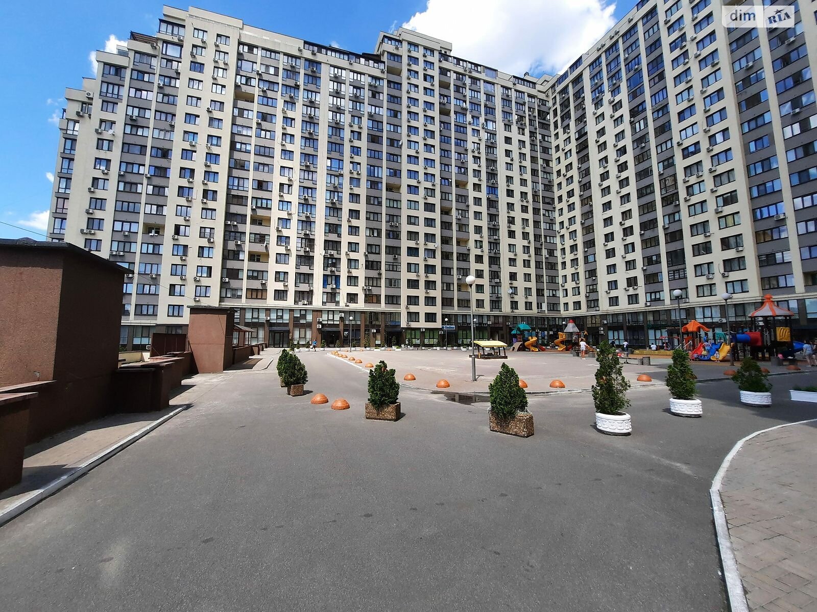 Продаж трикімнатної квартири в Києві, на вул. Самійла Кішки 10/1, район Теремки-2 фото 1 Продаж трикімнатної квартири в Києві, на вул. Самійла Кішки 10/1, район Теремки-2 фото 1