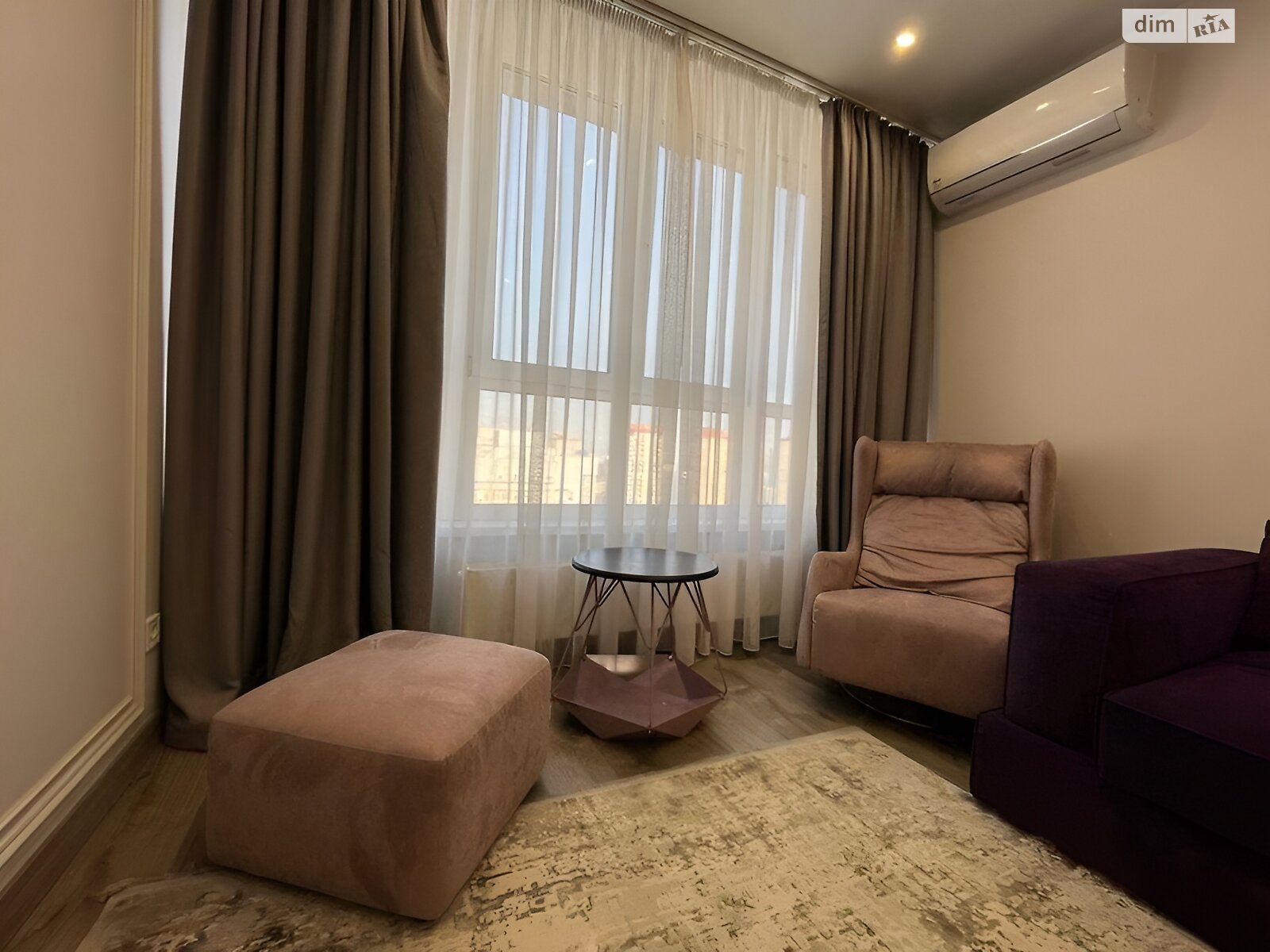 Продажа трехкомнатной квартиры в Киеве, на ул. Самойло Кошки 10/1, район Теремки-2 фото 1 Продажа трехкомнатной квартиры в Киеве, на ул. Самойло Кошки 10/1, район Теремки-2 фото 1