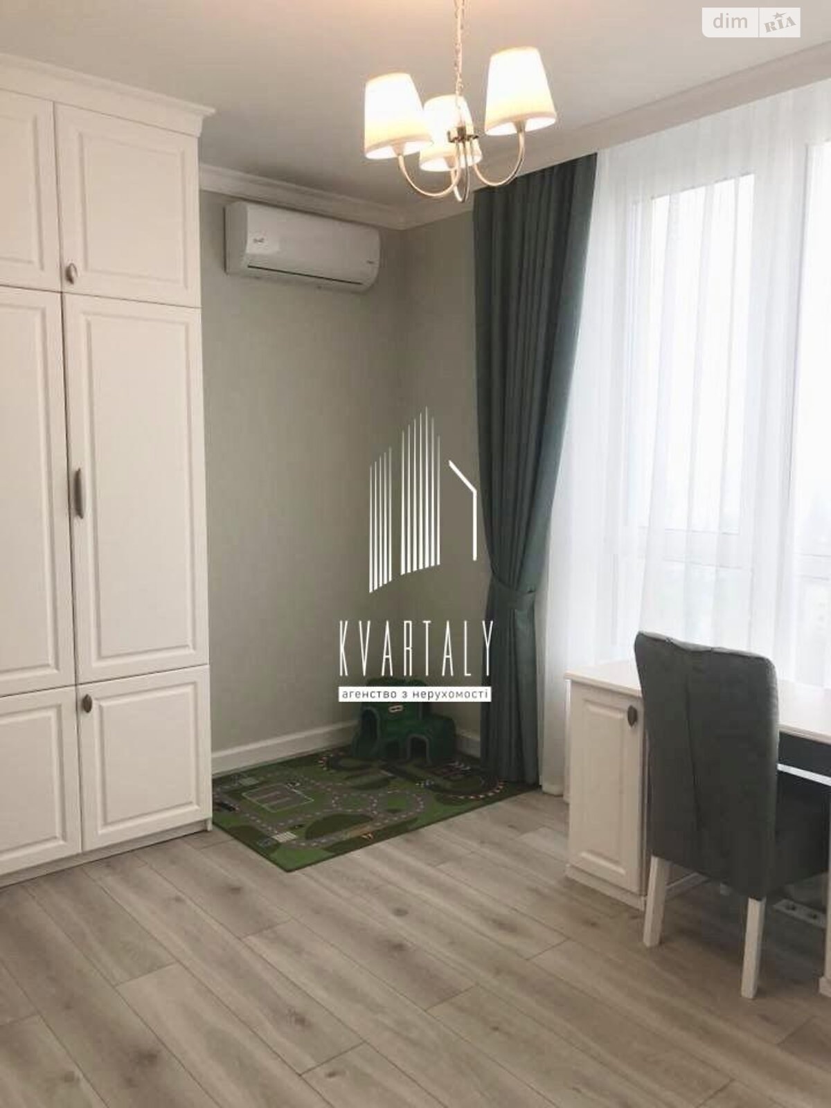 Продаж чотирикімнатної квартири в Києві, на вул. Самійла Кішки 12, район Теремки-2 фото 1 Продаж чотирикімнатної квартири в Києві, на вул. Самійла Кішки 12, район Теремки-2 фото 1