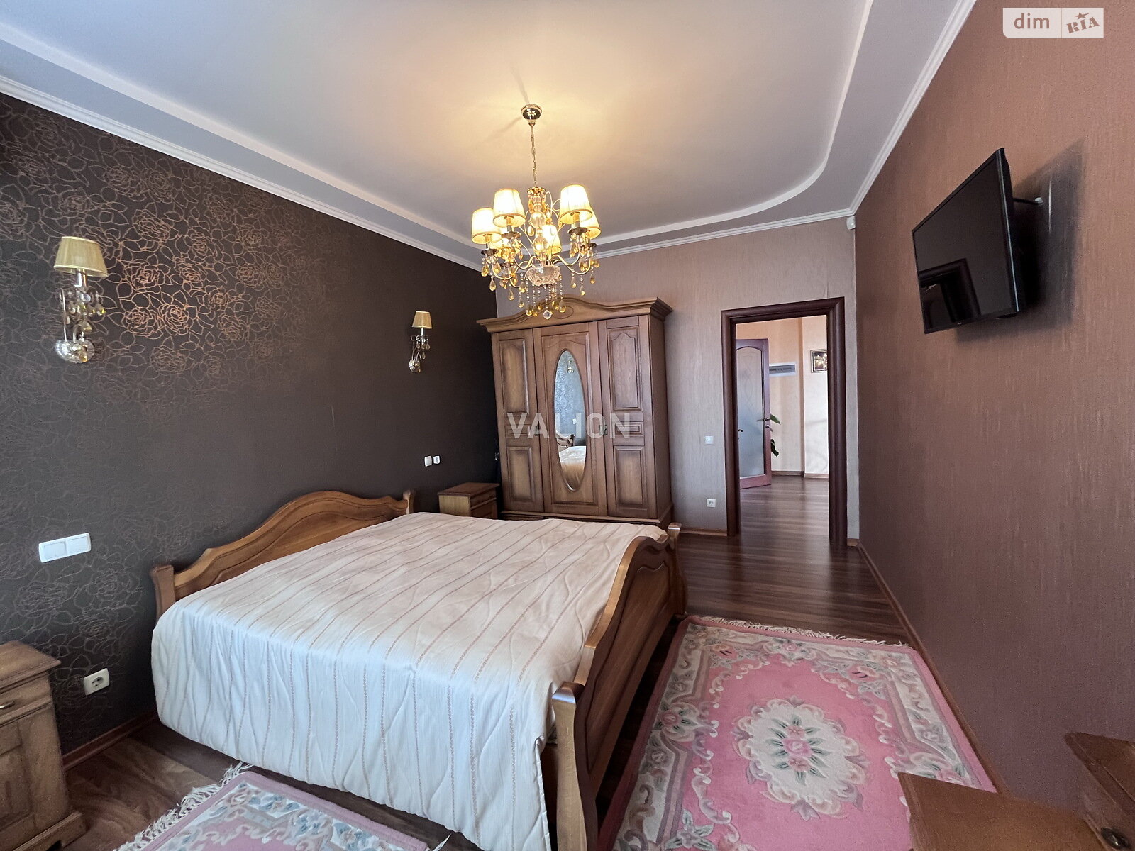 Продажа трехкомнатной квартиры в Киеве, на ул. Самойло Кошки 7А, район Теремки-2 фото 1