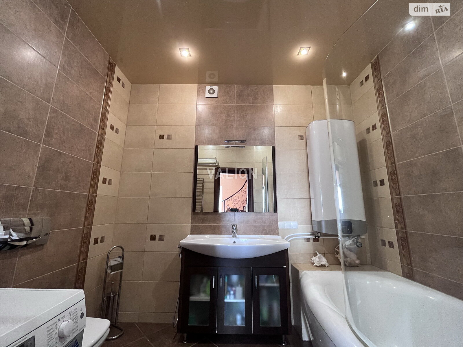 Продажа трехкомнатной квартиры в Киеве, на ул. Самойло Кошки 7А, район Теремки-2 фото 1