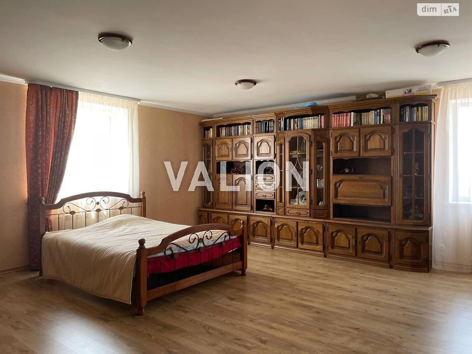 Продажа трехкомнатной квартиры в Киеве, на ул. Самойло Кошки 7А, район Теремки-2 фото 1