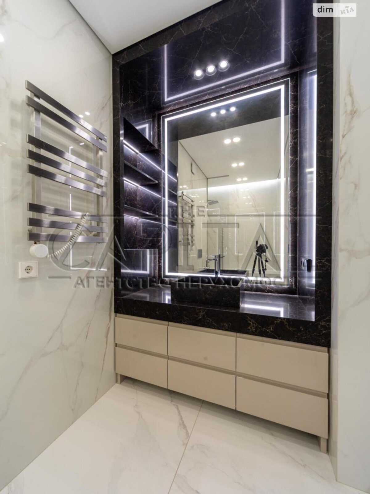 Продажа трехкомнатной квартиры в Киеве, на ул. Самойло Кошки 10/1, район Теремки-2 фото 1