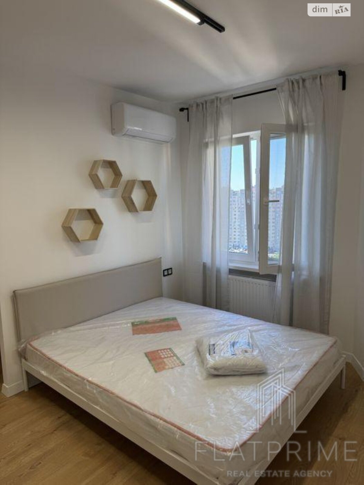 Продажа однокомнатной квартиры в Киеве, на ул. Самойло Кошки 5А, район Теремки-2 фото 1